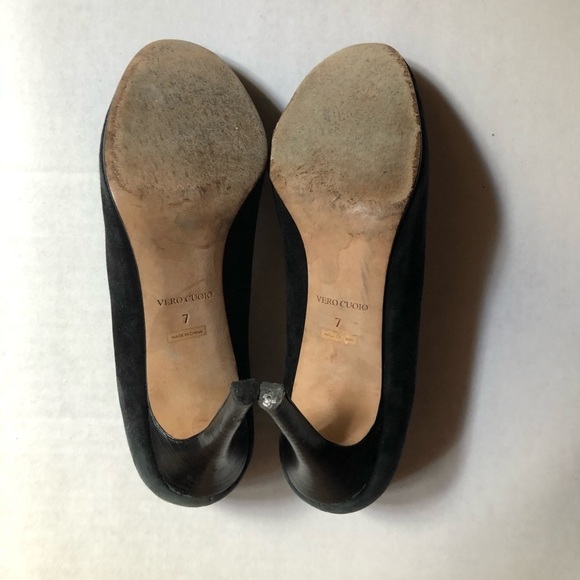 SALE Barney’s New York black suede round toe heels - Picture 4 of 5